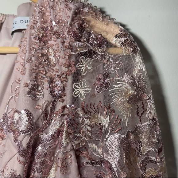 Mac Duggal Embellished V Neck Illusion Long Sleeve A Line Gown Size 10 - Picture 6 of 16
